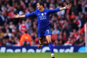 半岛体育app下载-姆巴佩巅峰对决，纳达尔与70激战热火分钟，爆冷胜负难料！