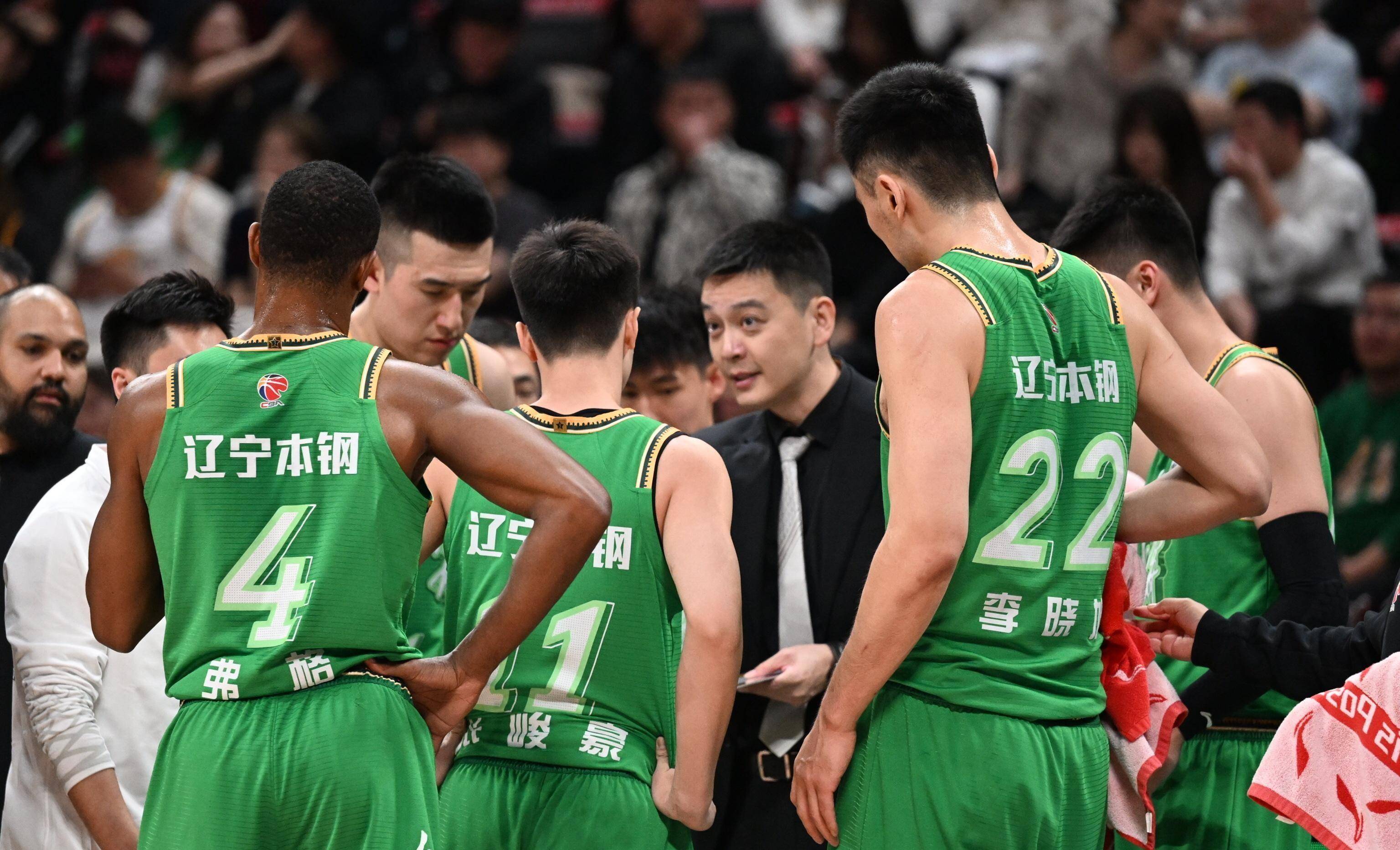 辽宁队在与山西队的比赛中保持了领先地位