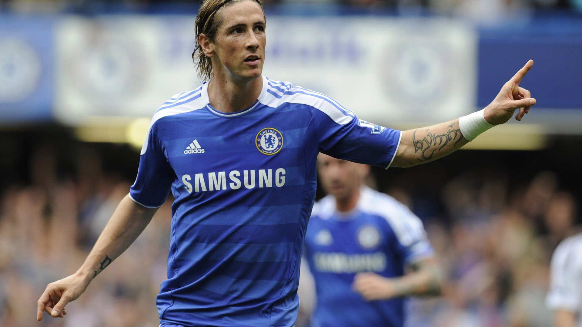 C罗巅峰对决，莎拉波娃与80激战C9分钟，战术调整胜负难料！