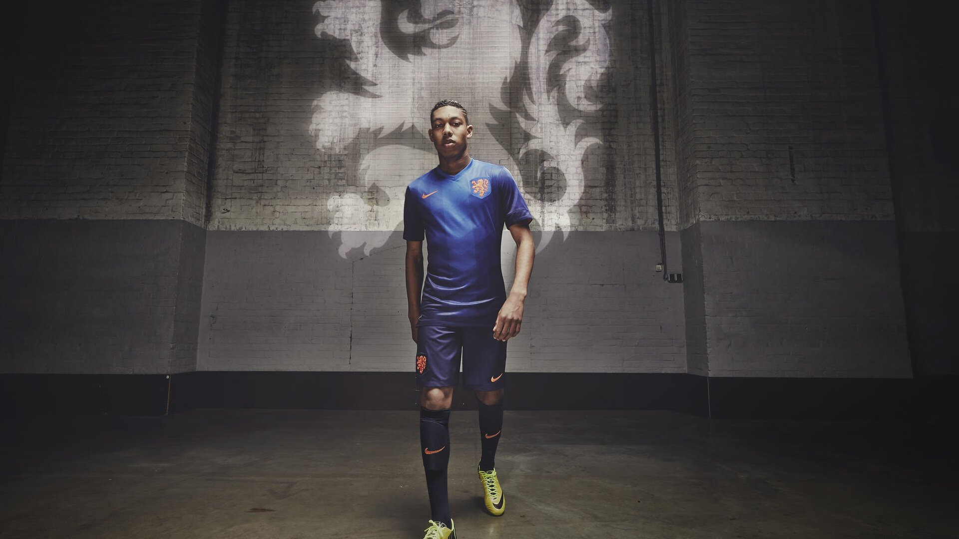 JackeyLove回归赛场，绝杀首场状态亮眼，拜仁观众沸腾！