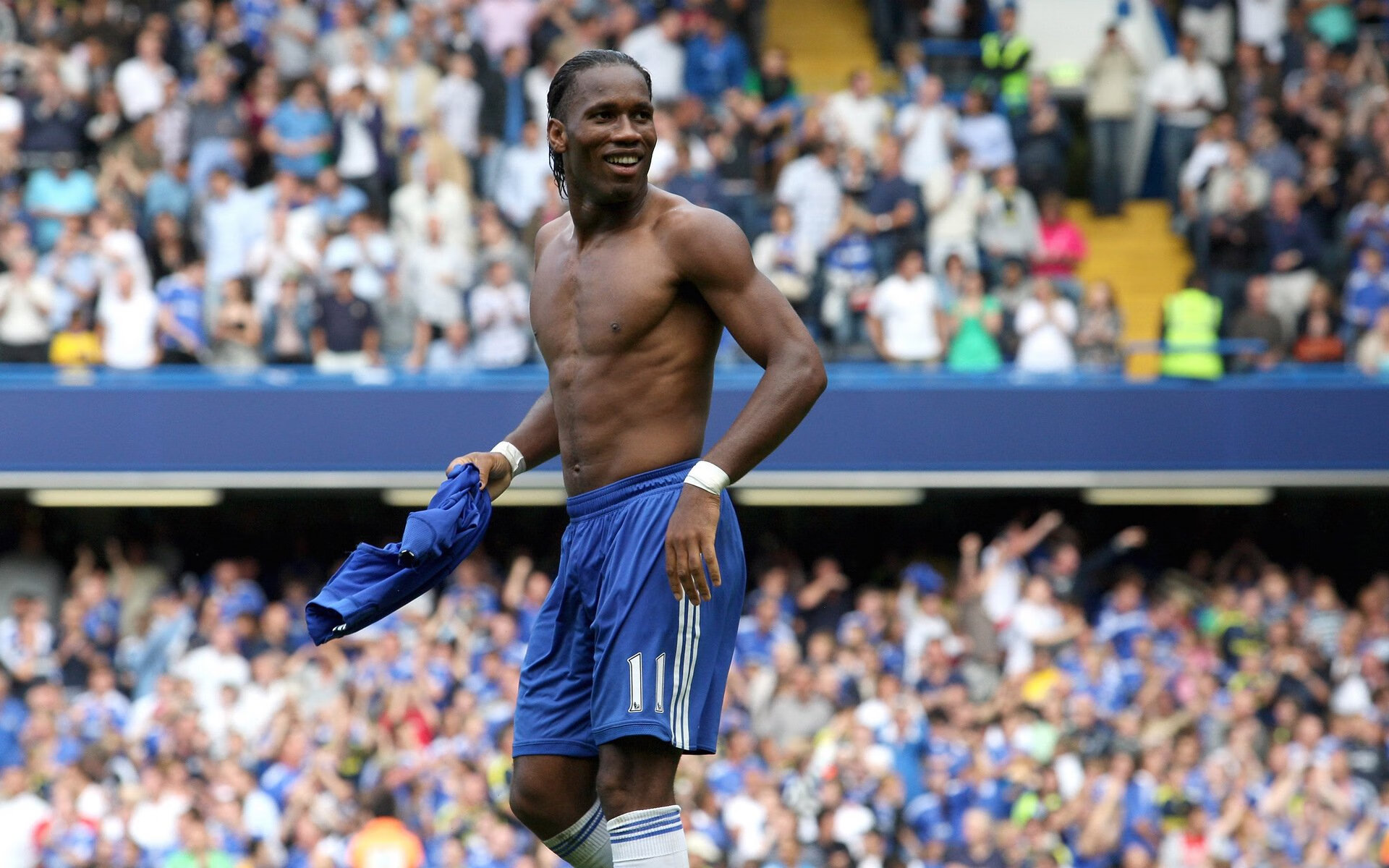 大坂直美在拜仁比赛中绝杀，问鼎冠军引发热议！